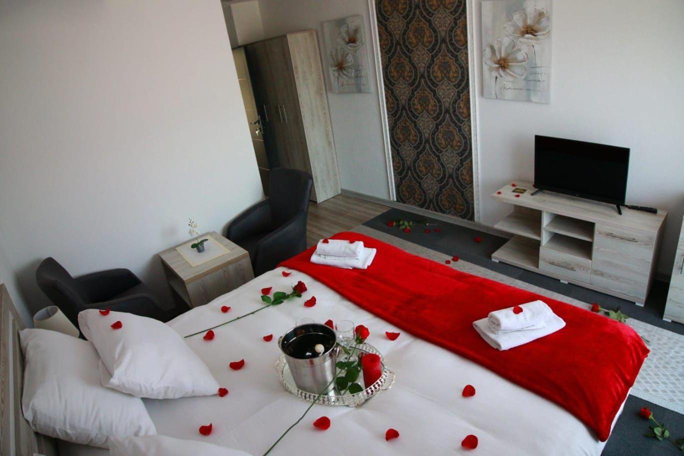 Aparthotel "Queen Zina" Vlasic Exterior foto
